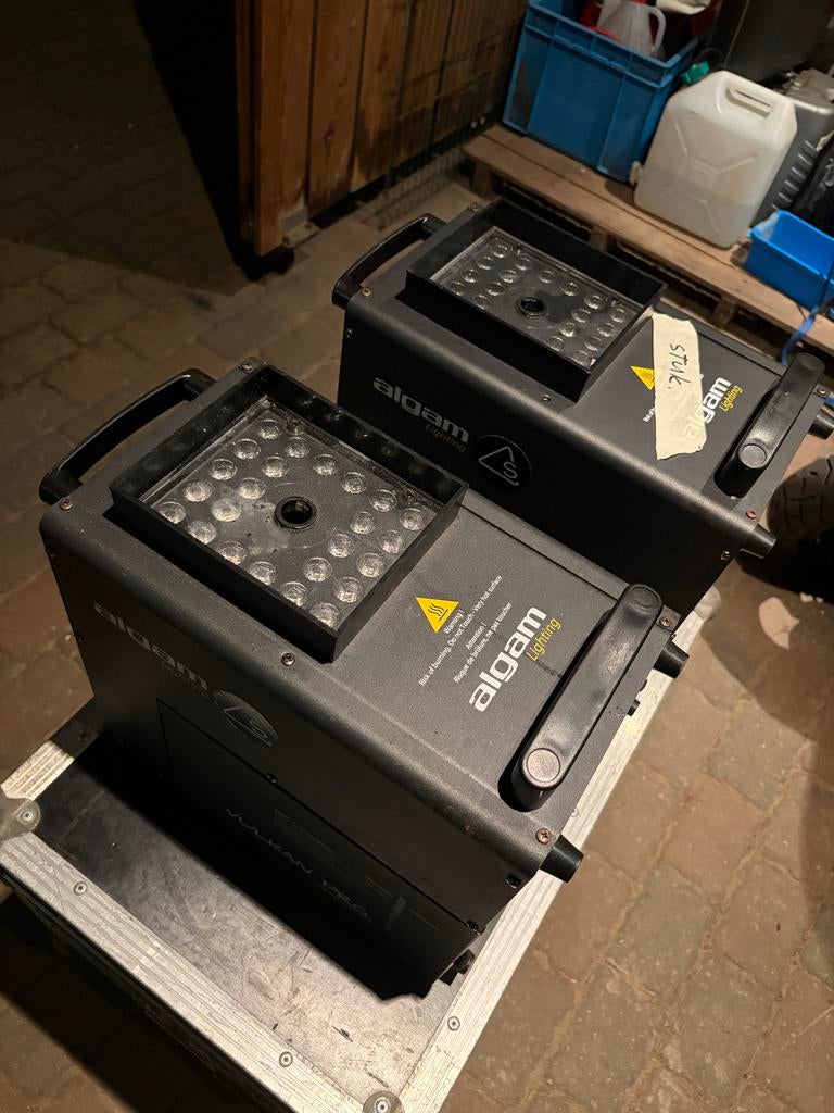 2x Algam Vulkan Pro Rookmachine (1x defect), Ophalen of Verzenden, Gebruikt, Rookmachine