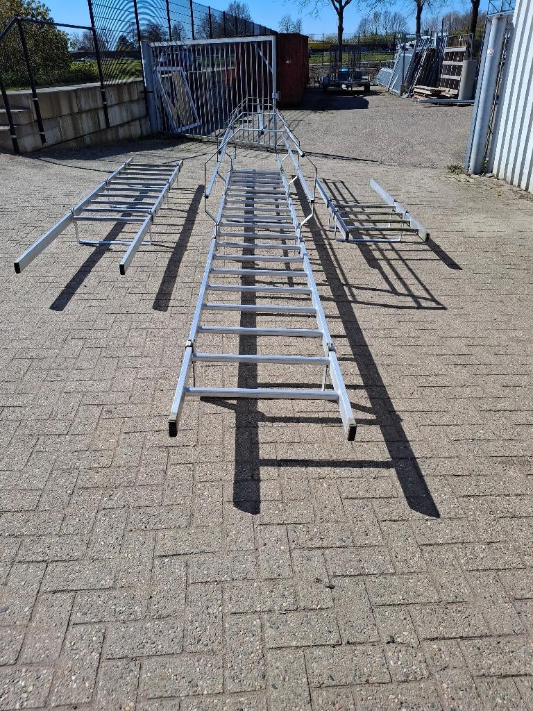 kooiladder brandtrap vluchttrap aluminium, Ophalen, Gebruikt, Trap, 4 meter of meer