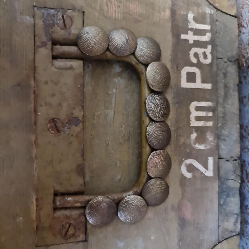 10 goedkleurige Duitse knopen, Verzamelen, Ophalen of Verzenden, Duitsland, Kleding of Schoenen