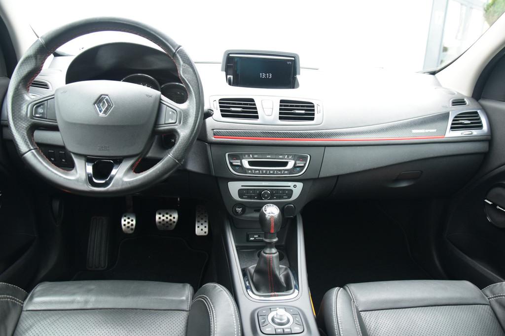 Renault Mégane Estate 2.0 Turbo GT-Line Leer/Verwarmd Bose, 1998 cc, 730 kg, 4 cilinders, Lichtsensor