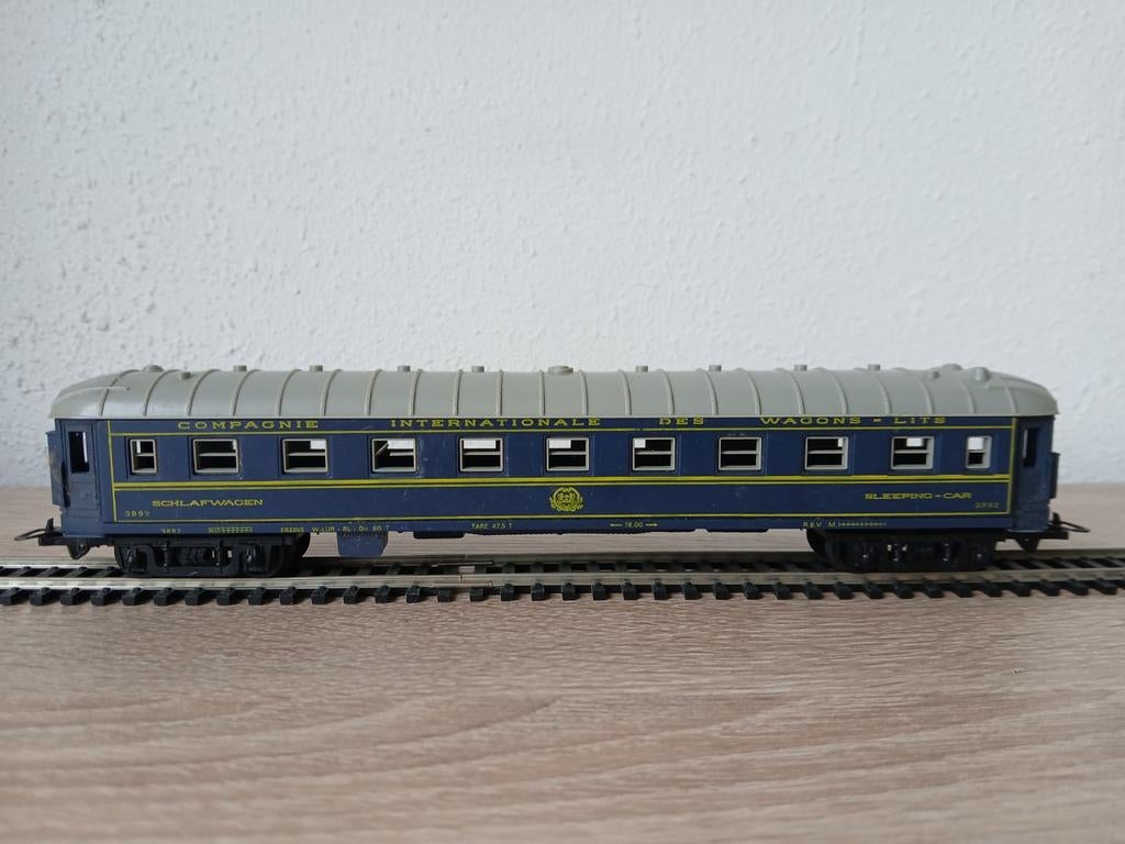 2x wagon, Roco en Jouef, Gelijkstroom, Wagon, Ophalen of Verzenden, Zo goed als nieuw