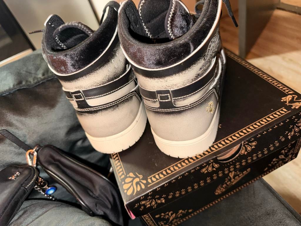 Nike Air Jordan 1 Zoom CMFT Dia De Los Muertos, Ophalen, Zo goed als nieuw, Zwart, Sneakers of Gympen