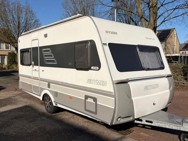 Caravan Eriba Sporting Jive ZEER MOOI!, Rondzit, Frans bed, Particulier, Schokbreker