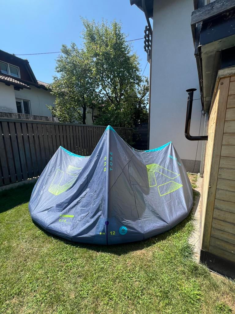 Duotone Evo 12m 2025, Watersport en Boten, Kitesurfen, Geen board, Ophalen of Verzenden, 12 m²