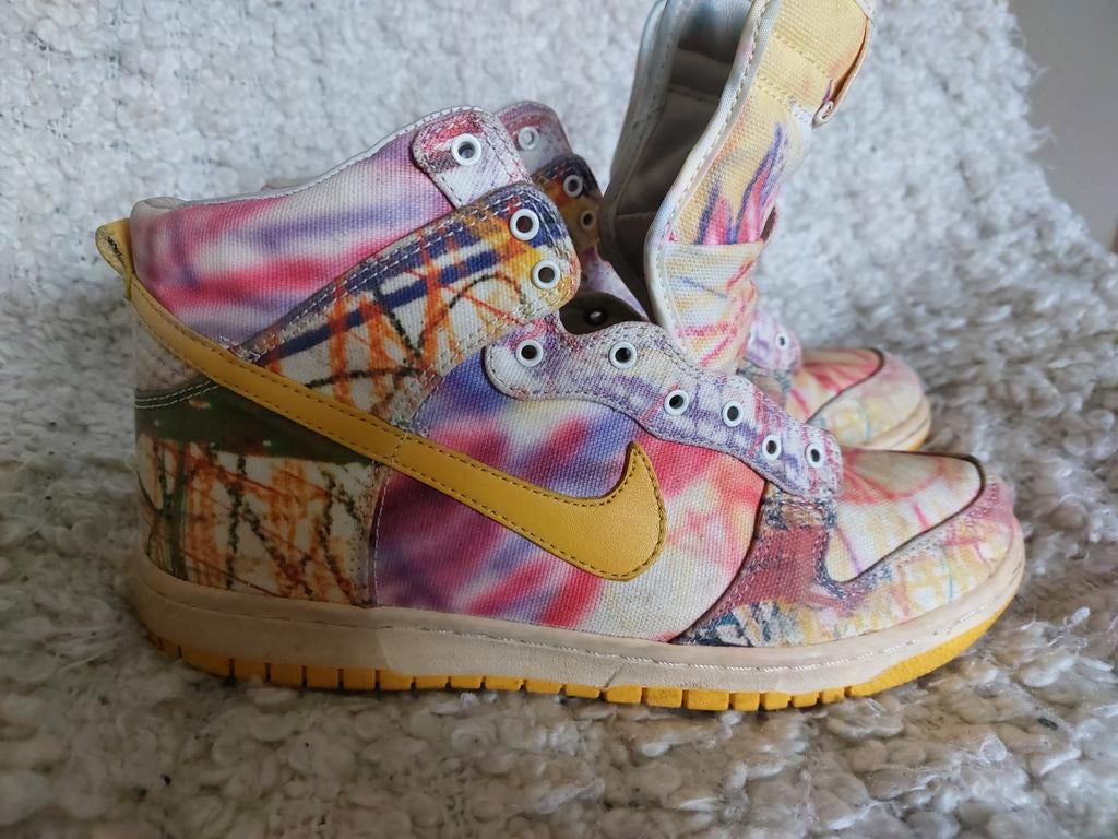 Nike Dunk High Premium Back Too School maat 9/42, Kleding | Dames, Schoenen, Overige kleuren, Nike, Ophalen of Verzenden, Sneakers of Gympen