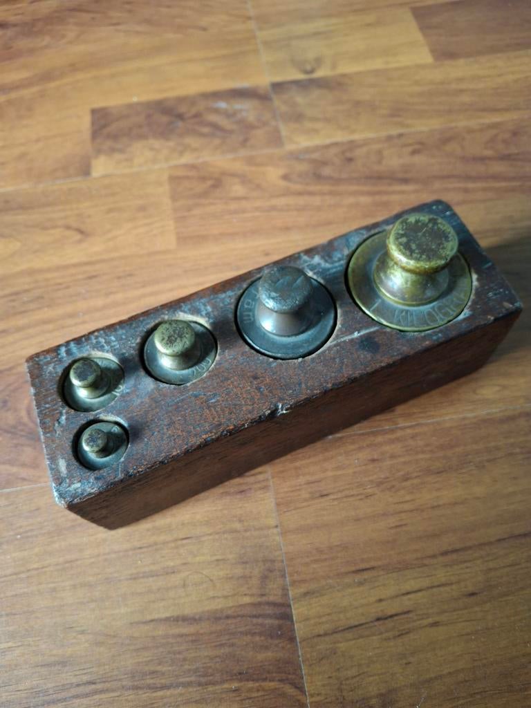 Antiek blok met gewichten - Vintage weegschaalgewichten, Antiek en Kunst, Ophalen of Verzenden