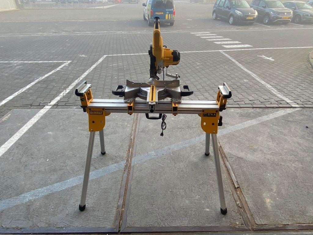 DWS774QS & DE7033XJ, Ophalen, 70 mm of meer, Nieuw, Dewalt