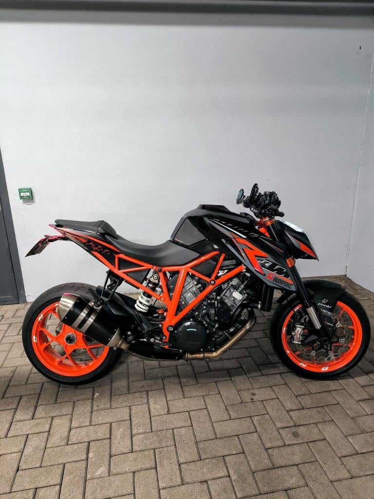 KTM 1290 SuperDuke R 2014, Particulier