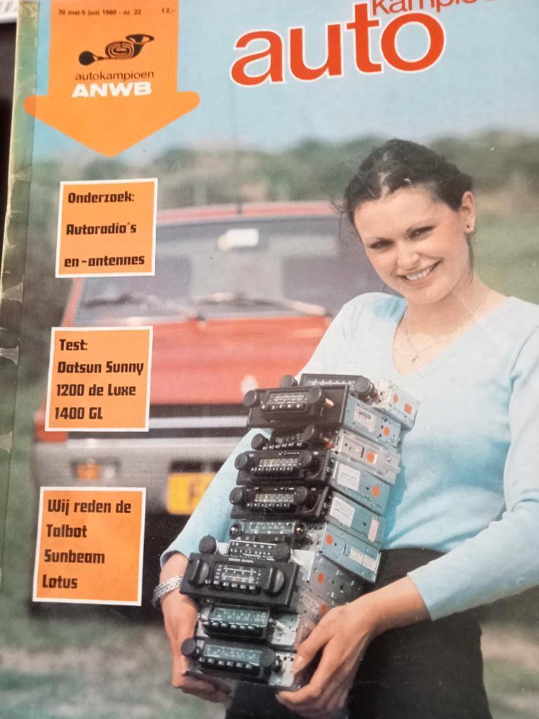 Bladen oldtimer (oude) autoradio's 1972 t/m 1990, Ophalen of Verzenden, Gebruikt