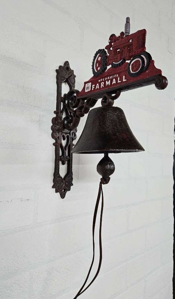 MC CORMICK / FARMALL/ DEURBEL / tractor, Huis en tuin decoratie Marie, Nieuw, Info@huisentuindecoratiemarie.nl, Peize