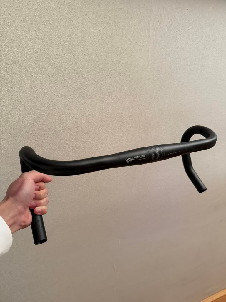Cannondale C4 Road Handlebar – 440mm – 31.8 – 255g – Alloy, Fietsen en Brommers, Fietsonderdelen, Ophalen of Verzenden, Gebruikt