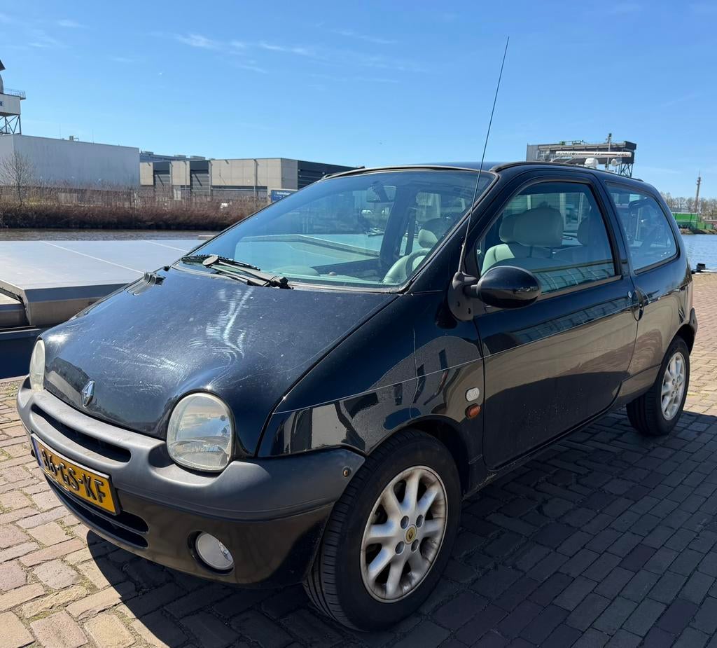 Renault Twingo 1.2 | Initiale | Apk 07-10-2026 | Airco | Nap, Auto's, Voorwielaandrijving, Beige, 4 cilinders, Zwart