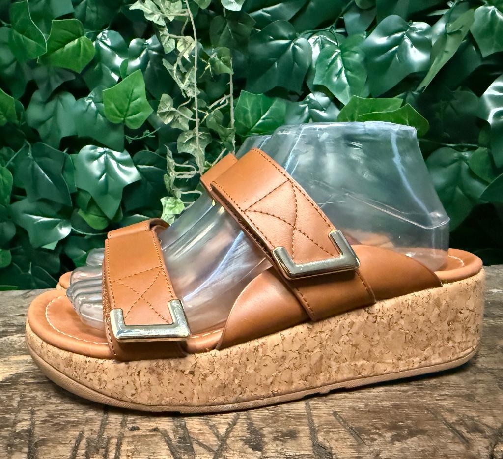 gewoon Nieuwe slippers van Fitflop maat 39, Bruin, Nieuw, Ophalen of Verzenden, Fitflop