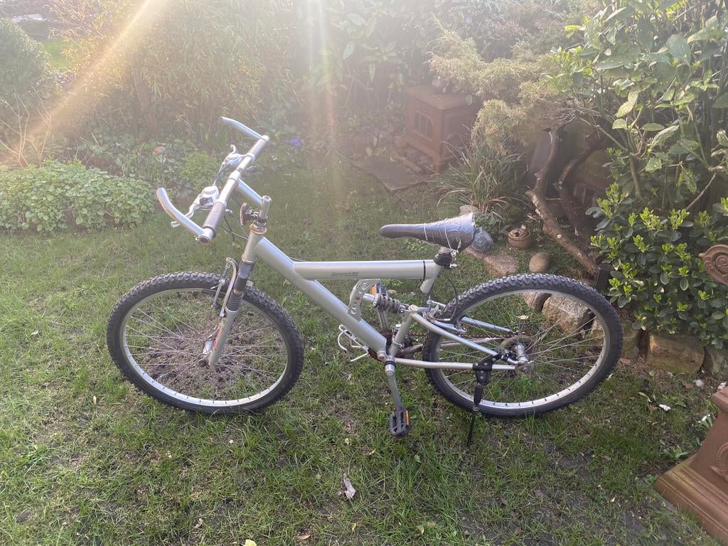 Shimano fiets  26 inch mountainbike mountain bike, Fietsen en Brommers, Fietsen | Mountainbikes en ATB, Ophalen, Gebruikt