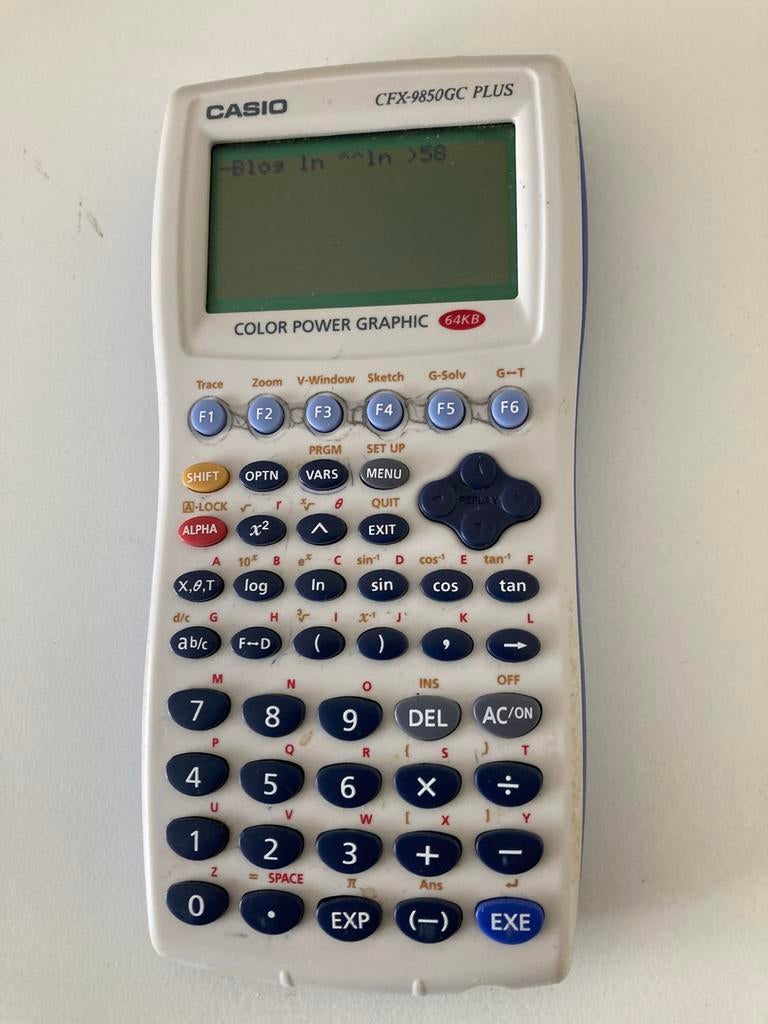 Calculator  casioCFX-9850GC PLUS, Ophalen of Verzenden, Grafische rekenmachine, Gebruikt