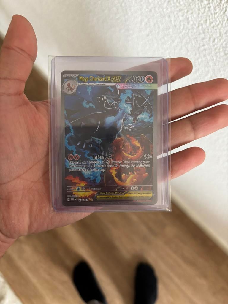 Mega charizard ex phantsmal flames, Ophalen of Verzenden, Zo goed als nieuw