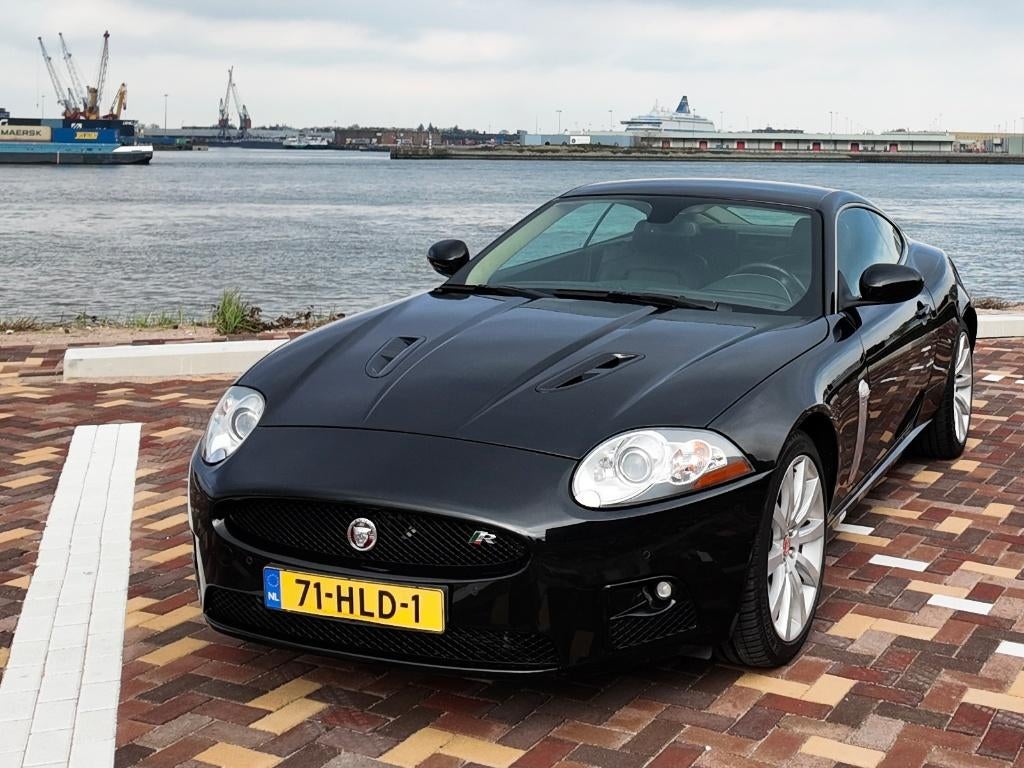 Jaguar XKR 4.2 Supercharger Coupe AUT 2009 Zwart, Auto's, Jaguar, Achterwielaandrijving, Zwart, Particulier, 102 €/maand