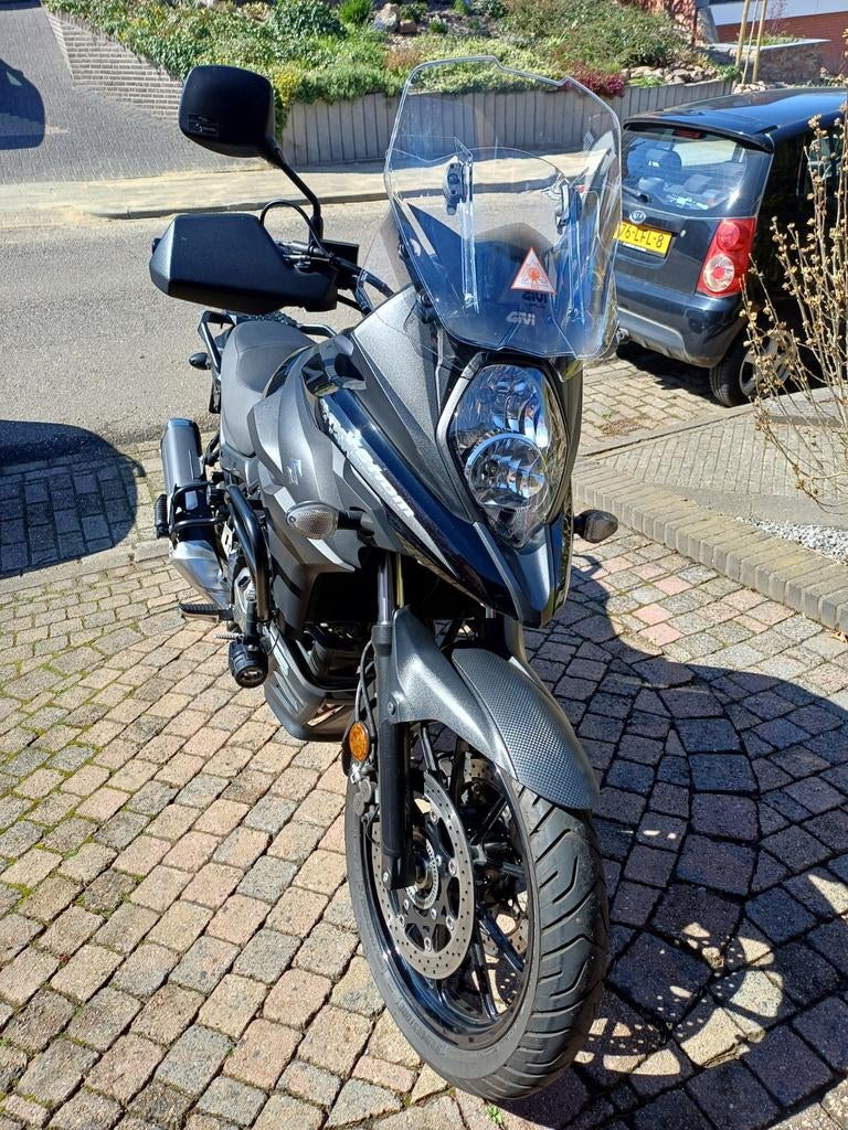 Zeer mooie en complete Suzuki Vstrom 650 ABS 2020