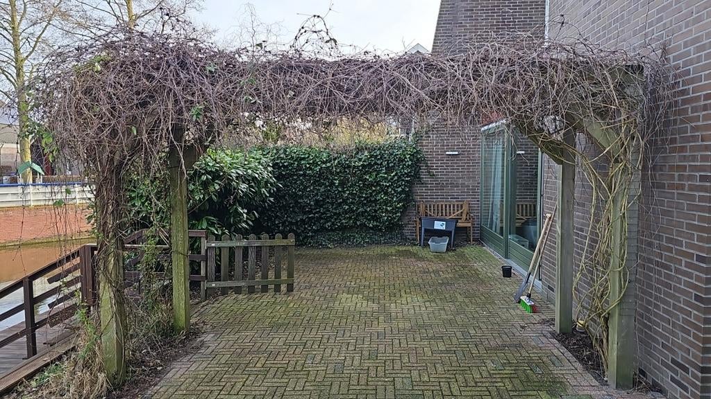 Pergola, Eén persoon, Ticket of Toegangskaart