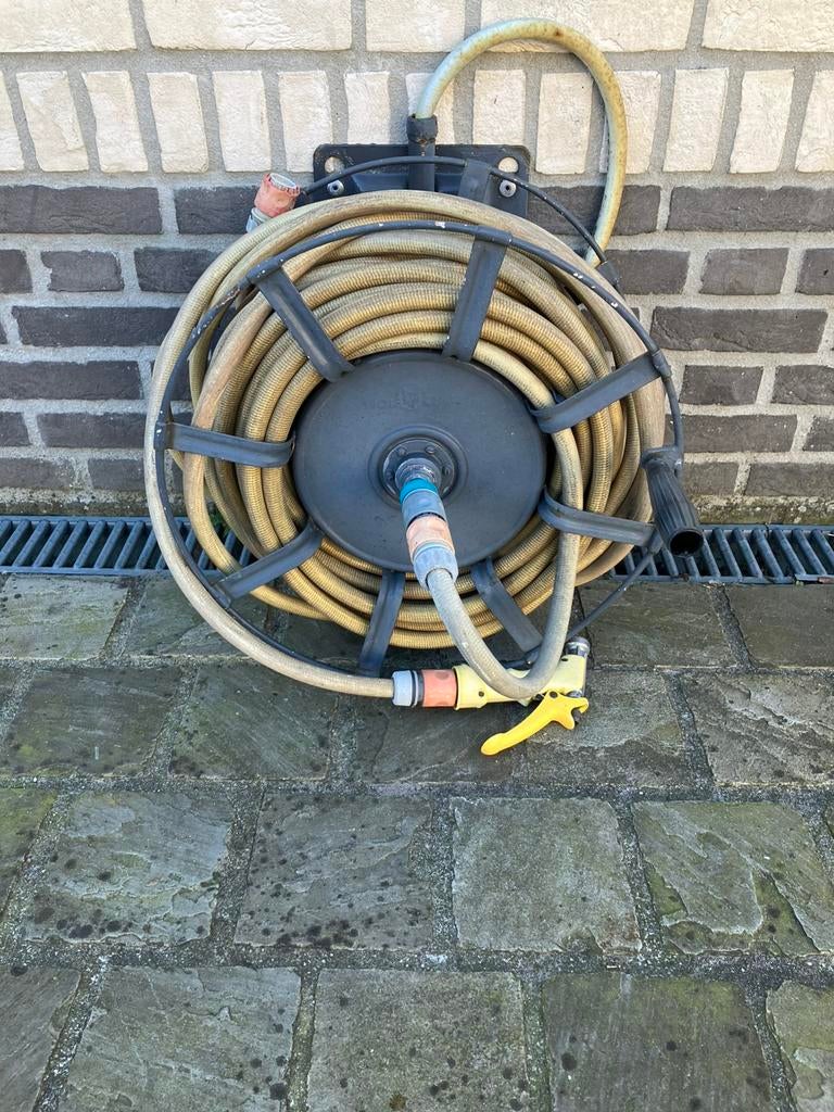 Slangenhaspel Wolf Garten met 25 m slang., Tuin en Terras, Ophalen, Gebruikt, Tuinslanghaspel