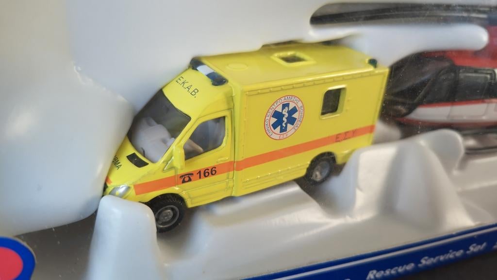 Merceds Sprinter Ambulance heli Greece 1:87 Siku 1850 Pol, Schlittenbacherstrasse 60 Lüdenscheid Germany, Nieuw, Ophalen of Verzenden