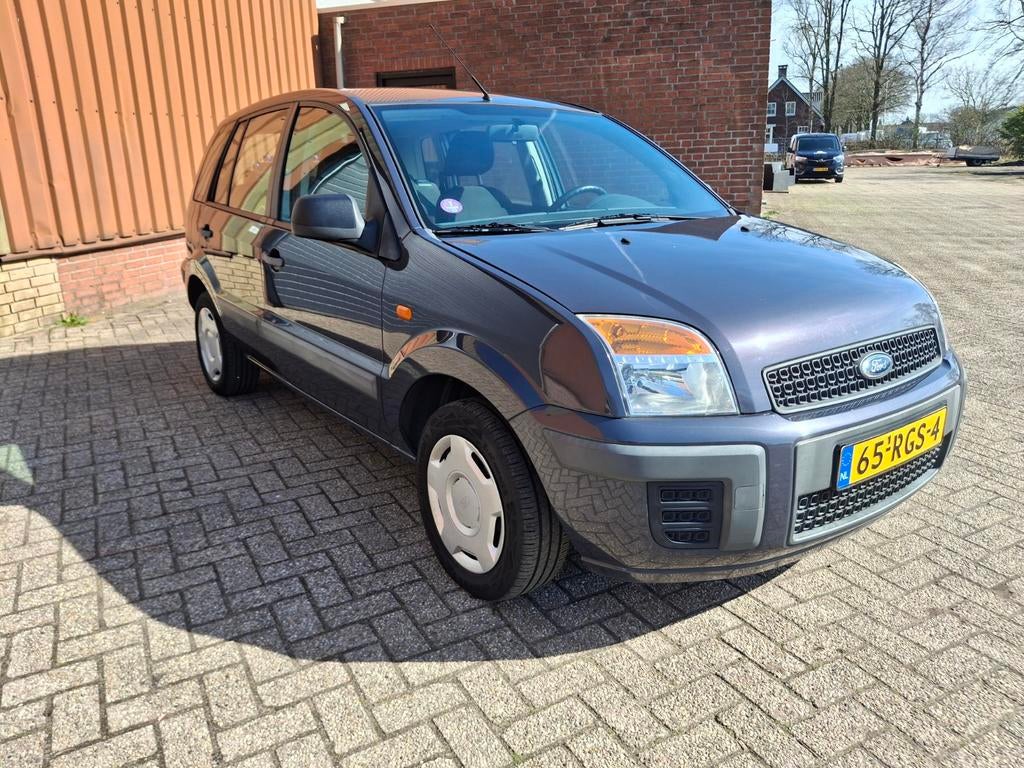 Ford Fusion 1.4 16V 2011 155dkm trekhaak airco, Voorwielaandrijving, 49 €/maand, Origineel Nederlands, Handgeschakeld