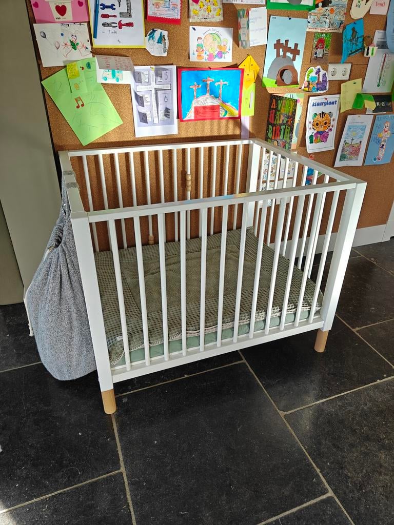 Box wit Bopita met matras, Koeka boxkleed en Koeka boxzak, Ophalen, Zo goed als nieuw, Boxkleed