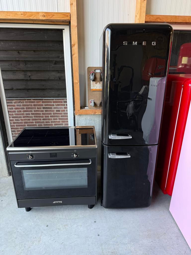 Smeg inductie fornuis met bijpassende smeg koelkast, Witgoed en Apparatuur, Bella, 60 cm of meer, Zo goed als nieuw, Gas