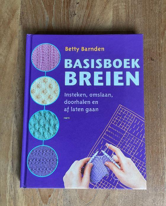 Basisboek breien Betty Barnden hc nieuwstaat breitechnieken, Ophalen of Verzenden, Nieuw, Breien, Patroon of Boek