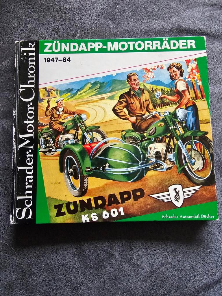 ZUNDAPP BOEK KS 601 UIT 1988, Ophalen of Verzenden, Gebruikt
