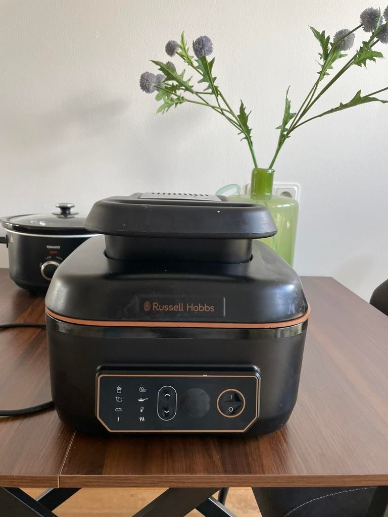 Russell Hobbs Satisfry Air & Grill, en Slowcooker, Ophalen of Verzenden, Zo goed als nieuw, Airfryer, 1000 t/m 1499 gram