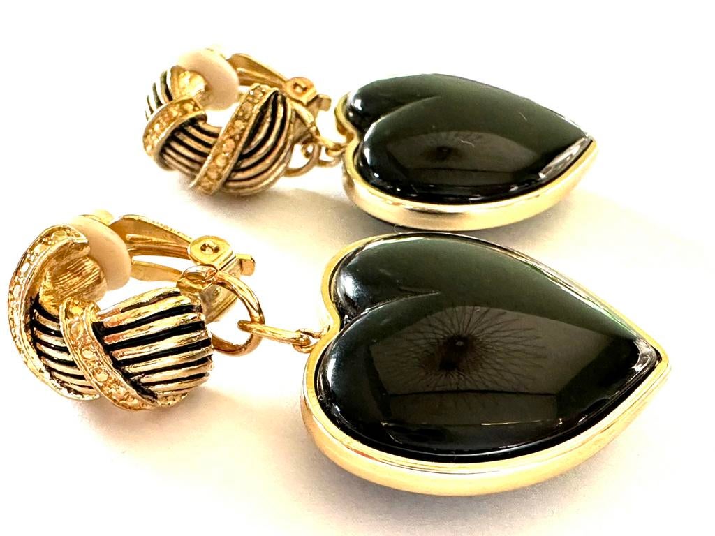 Vintage oorbellen clips met hart, Verzenden, Zo goed als nieuw, Goud, Overige materialen