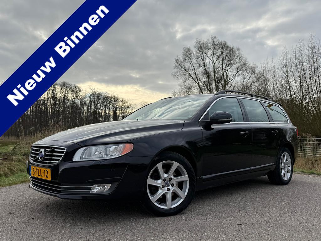 Volvo V70 1.6 T4 Nordic+ | 2e Eigenaar | Leder | Nieuwe Dist, Voorwielaandrijving, Gebruikt, Zwart, 4 cilinders