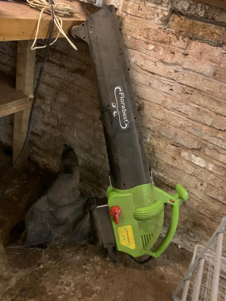 Florabest Bladblazer Bladzuiger + verpulveraar Als nieuw!, Ophalen, Florabest, Zo goed als nieuw, Elektrisch