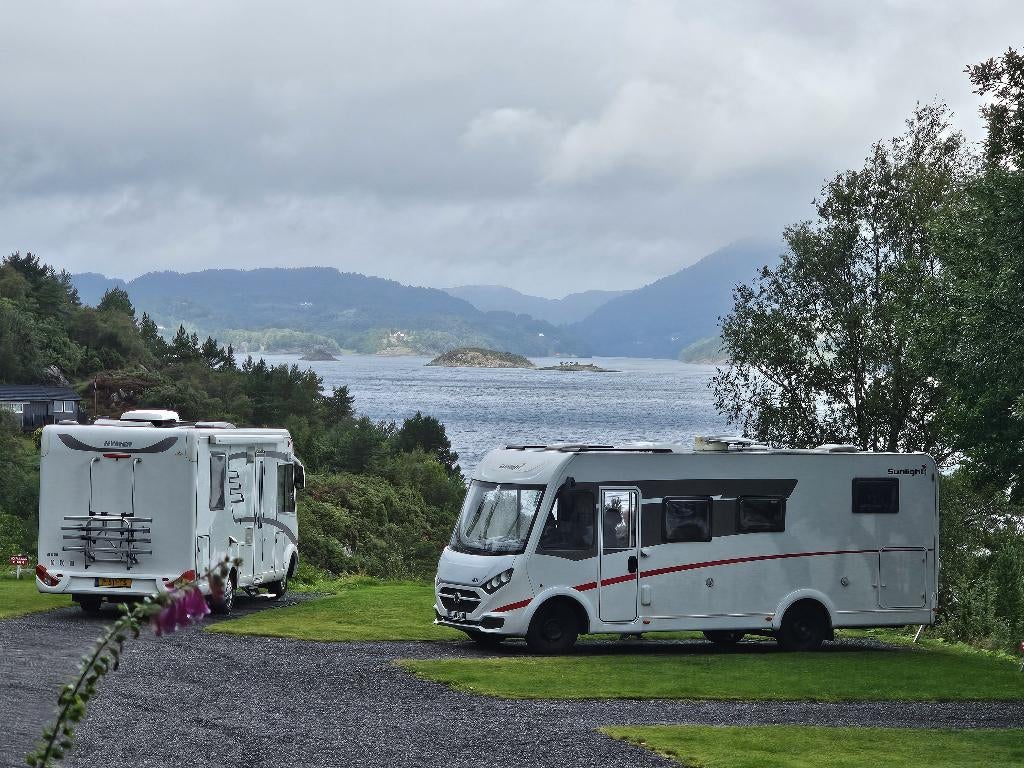 Camperdeluxe-Platform nieuwe stijl !