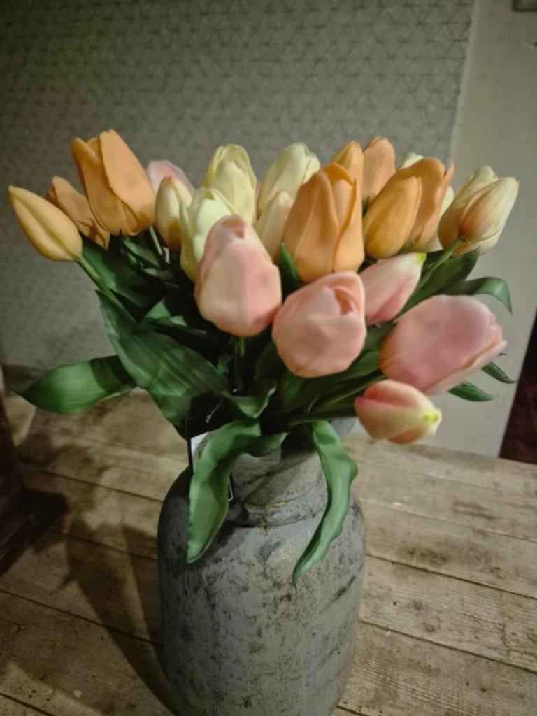 Real Touch tulpen Countryfield bosje €6,50 twee voor € 10,00, Helenelivingstyle@gmail.com, 7531TJ, Nieuw, Ophalen of Verzenden