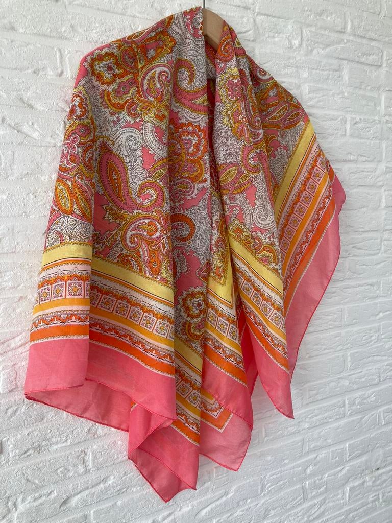 Pachtige Sjaal Paisley Print (pom anna Fabienne Oilily stijl, Kleding | Dames, Mutsen, Sjaals en Handschoenen, Ophalen of Verzenden