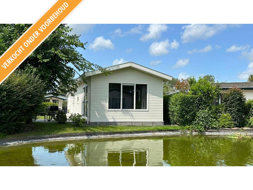 Chalet te koop in Noord-Scharwoude, Noord-Holland! R#52R, Tot en met 4