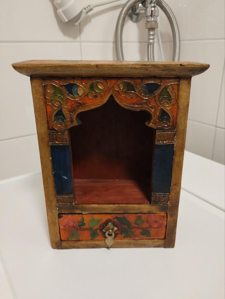 Gamital tafel altaar klein huis altaar Tibet, Ophalen of Verzenden