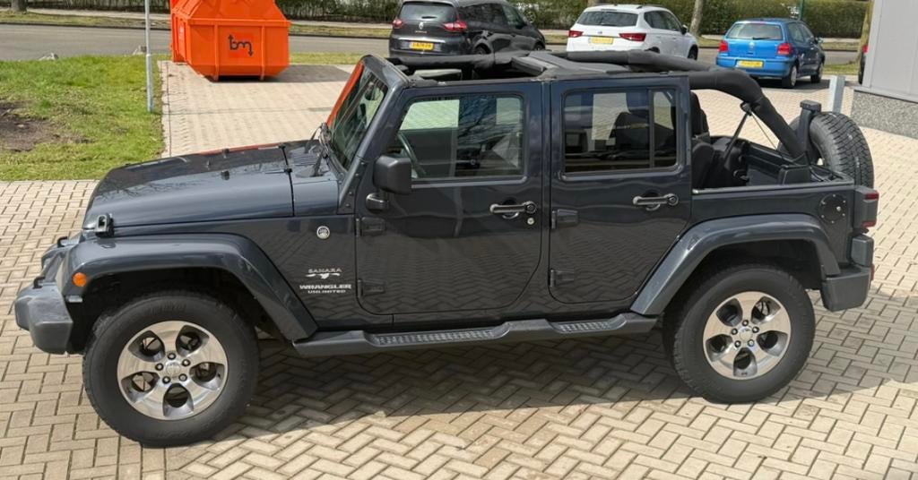 JEEP WRANGLER JK 3.6 V6 284PK SAHARA FINAL EDITION BJ2017, Automaat, Stof, Zwart, Zwart