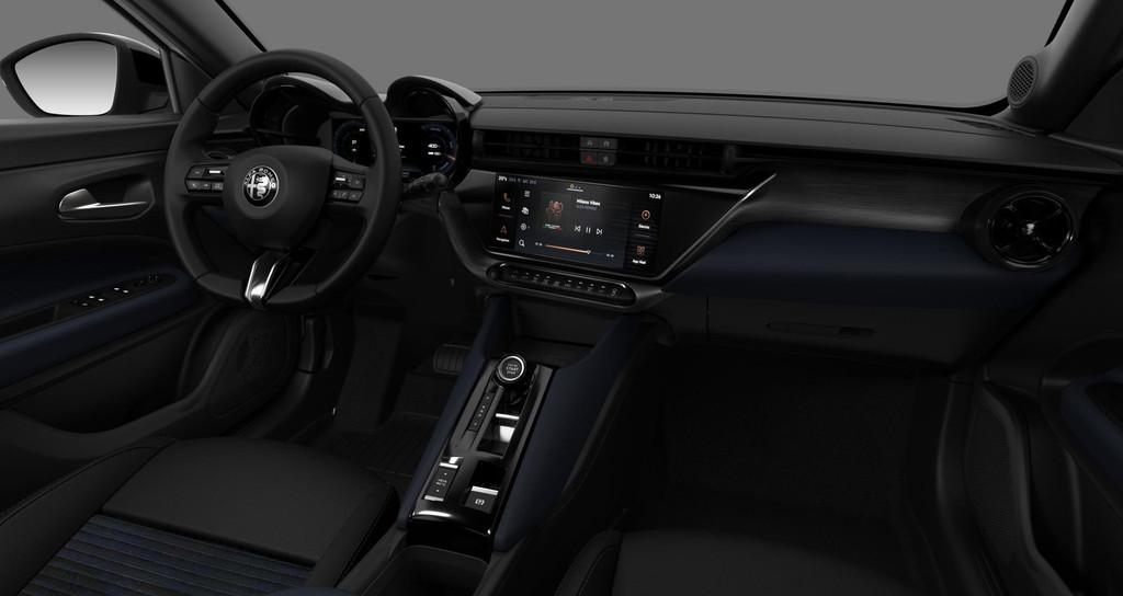 Alfa Romeo Junior Elettrica 54 kWh | 8 jaar Fabrieksgarantie, Auto's, Alfa Romeo, 413 km, Stof, Wit, Nieuw