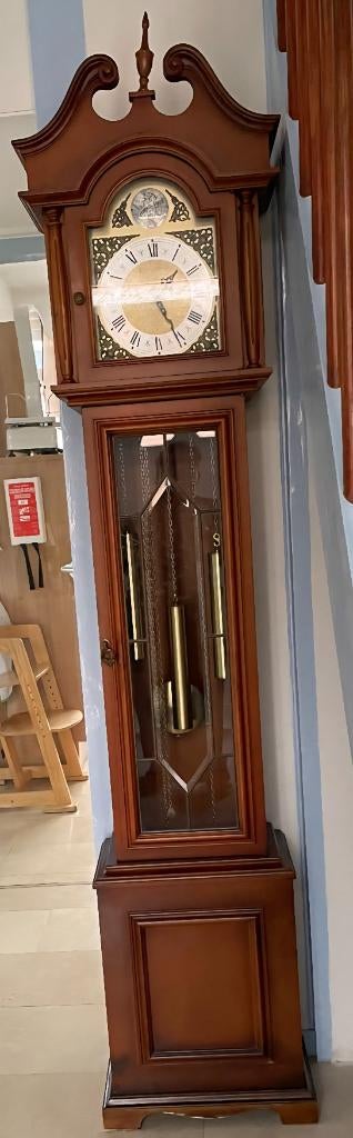 Houten staande klok, Ophalen