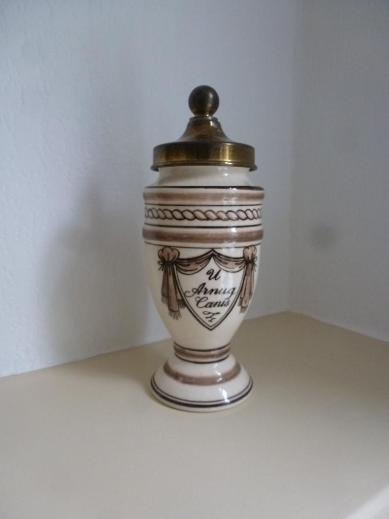 apotheek medicijnpot Delfts Bruin Schoonhoven, Antiek en Kunst, Ophalen