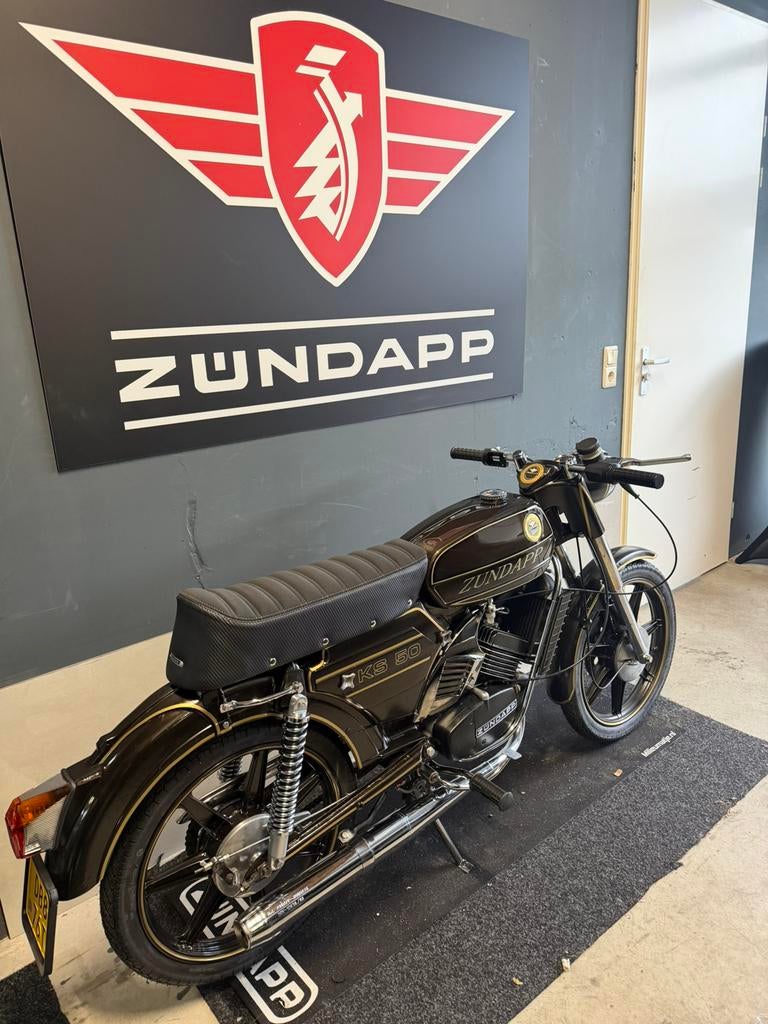Zundapp 517 special 4 bak 50 cc watercooling, Ophalen of Verzenden, Zo goed als nieuw, Overige modellen