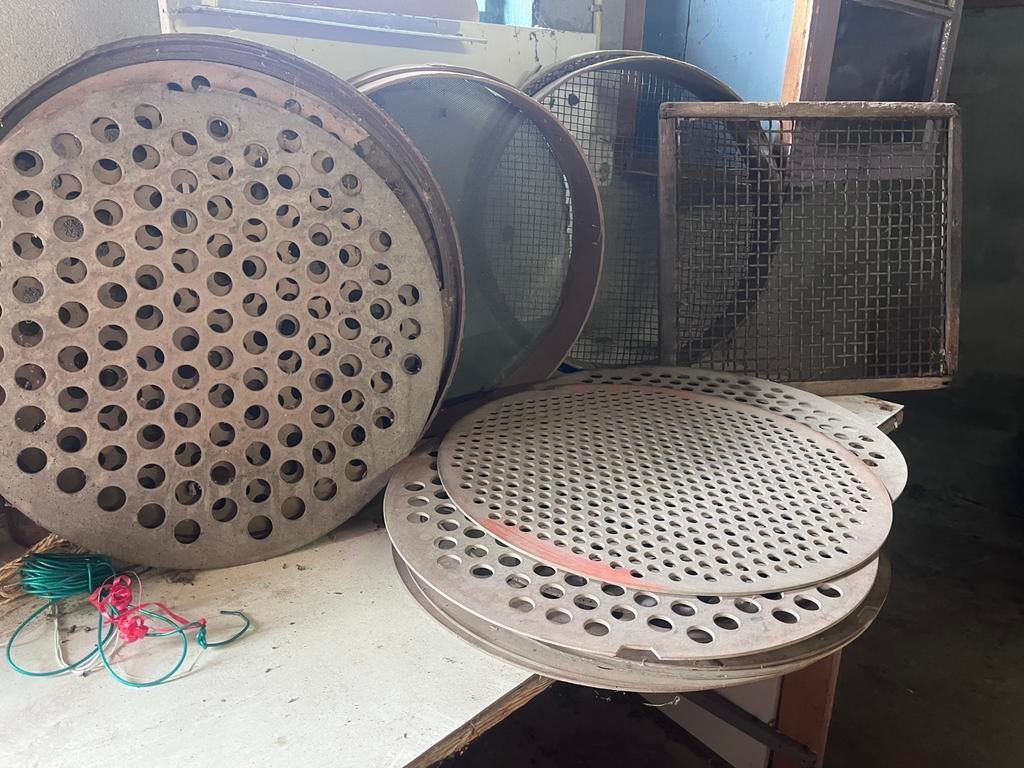 Meerdere oude zeven, Antiek en Kunst, Ophalen