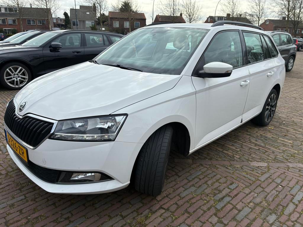 Skoda Fabia 1.0 TSI Greentech 95pk 2020 Wit, Auto's, Skoda, Voorwielaandrijving, 95 pk, 1036 kg, Origineel Nederlands