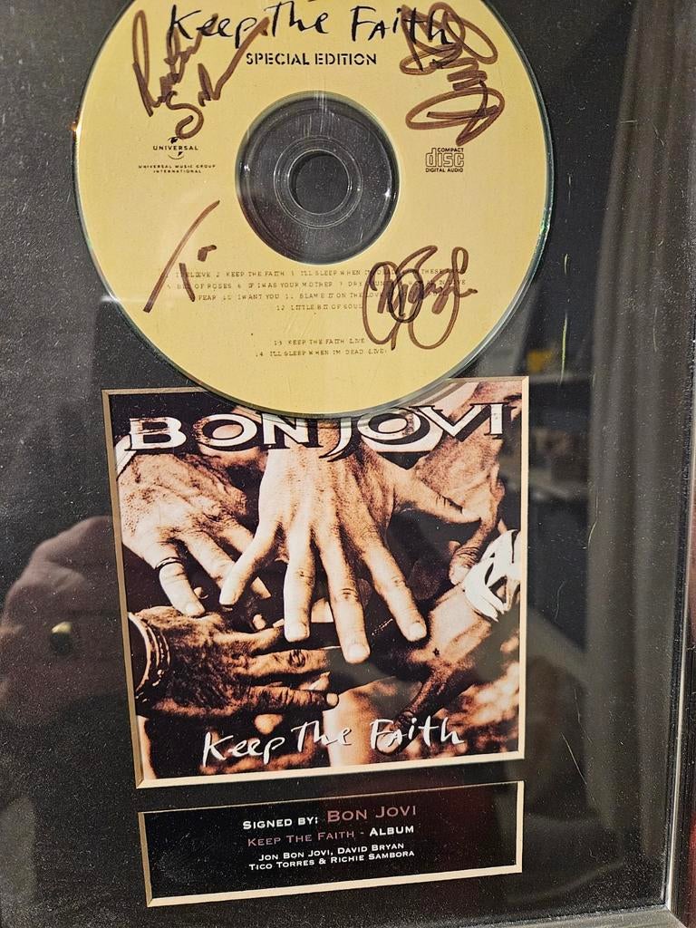 Bon Jovi - Keep The Faith gesigneerde CD, Ophalen of Verzenden