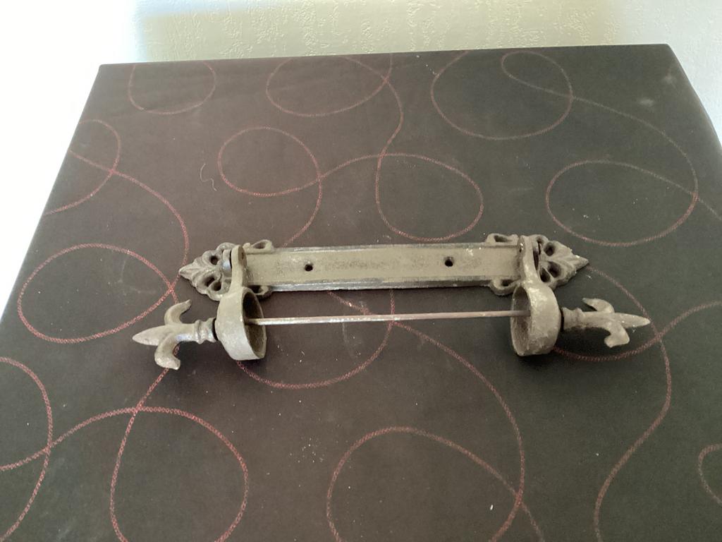 Antieke gietijzeren WC rol, Antiek en Kunst, Curiosa en Brocante, Ophalen