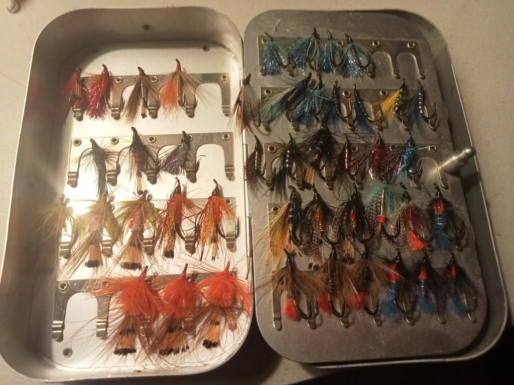 Vliegen doos, zalm,  Richard Wheatley. Van Kees Ketting., Watersport en Boten, Hengelsport | Vliegvissen, Ophalen of Verzenden