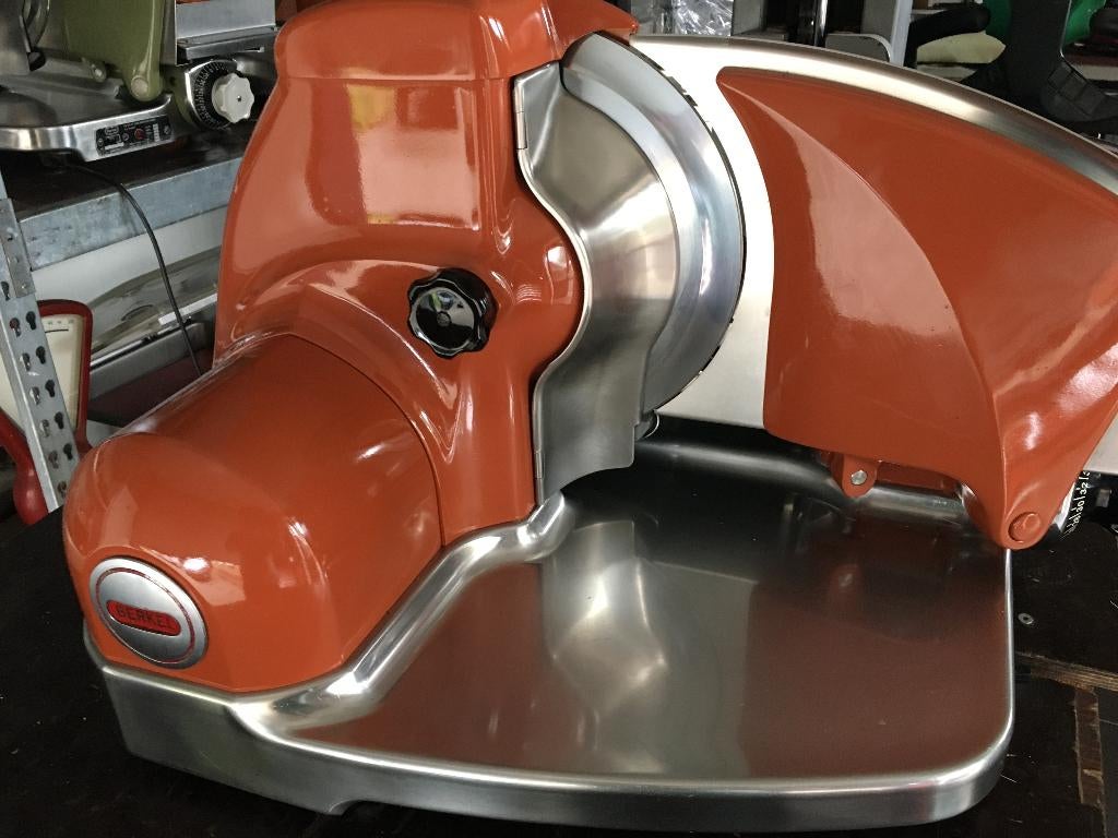 Berkel 834 snijmachine div kleuren evt met weegschaal !!!, Ophalen